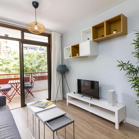 Homeforguest New Modern Apartment With Pool Арона Экстерьер фото