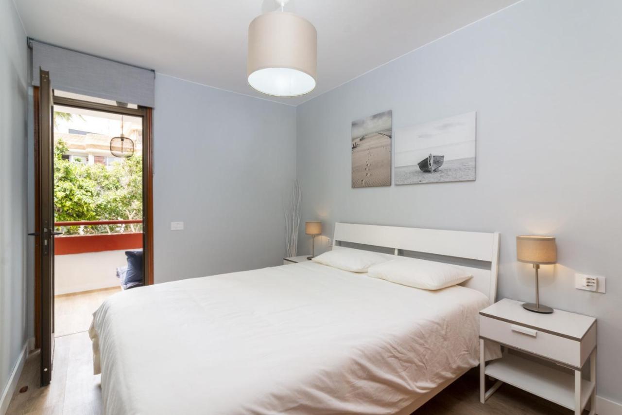 Homeforguest New Modern Apartment With Pool Арона Экстерьер фото